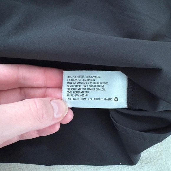 A New Day Black Tank Top with V-Neckline - Picture 3 of 4